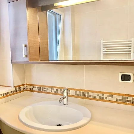 Garibaldi Loft House Apartamento